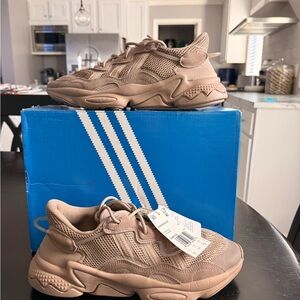 Adidas OZWEEGO W Sneakers